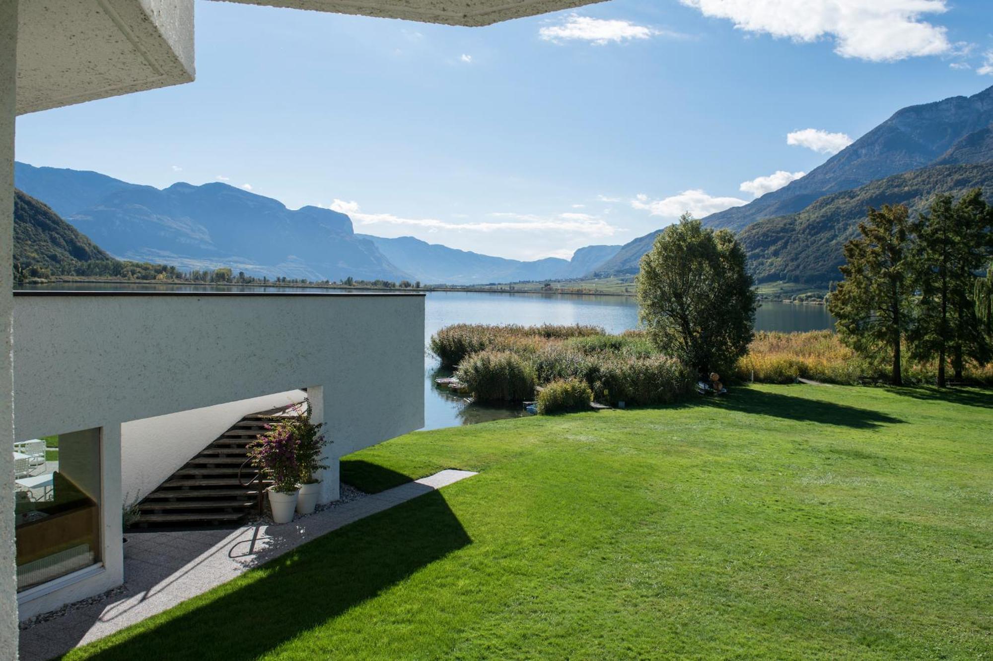 Seehotel Ambach Caldaro Rum bild