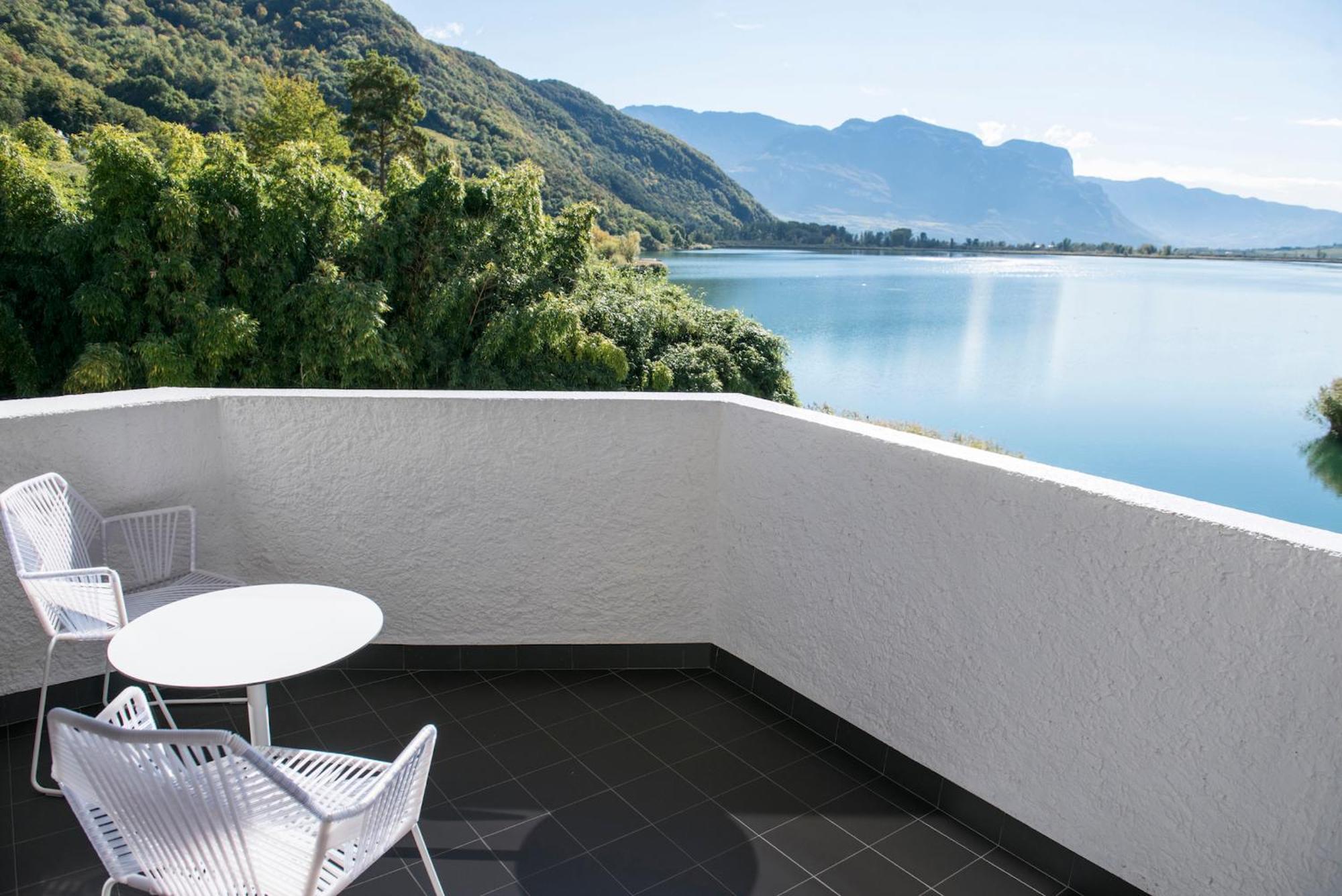 Seehotel Ambach Caldaro Exteriör bild