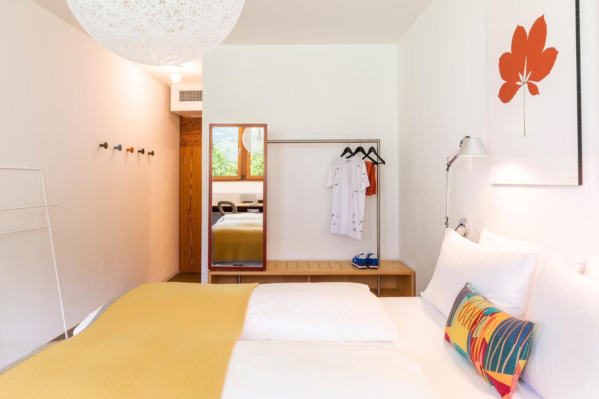 Seehotel Ambach Caldaro Rum bild