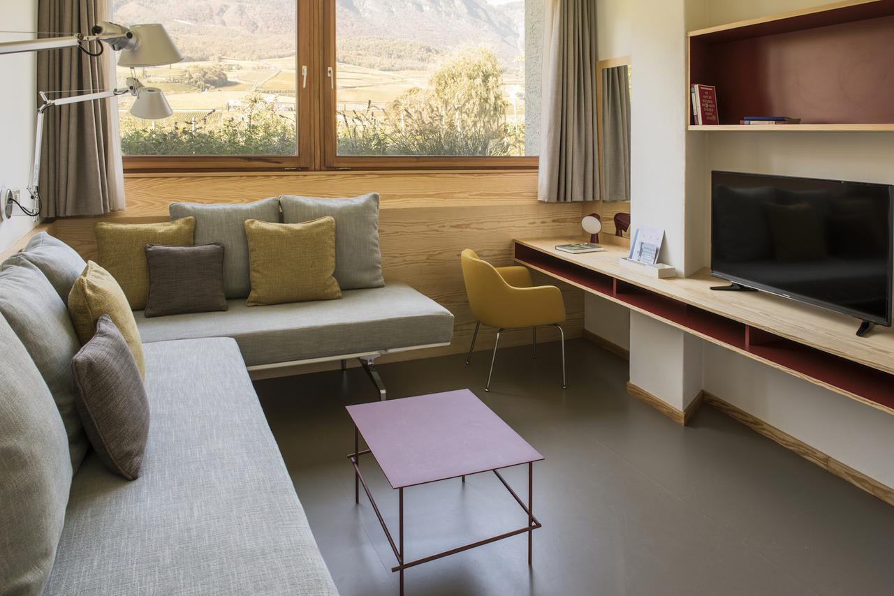 Seehotel Ambach Caldaro Exteriör bild